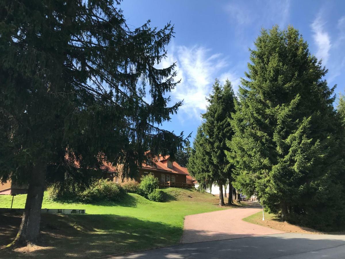 Hotel Und Berggasthof Spiessberghaus Friedrichroda Exterior photo